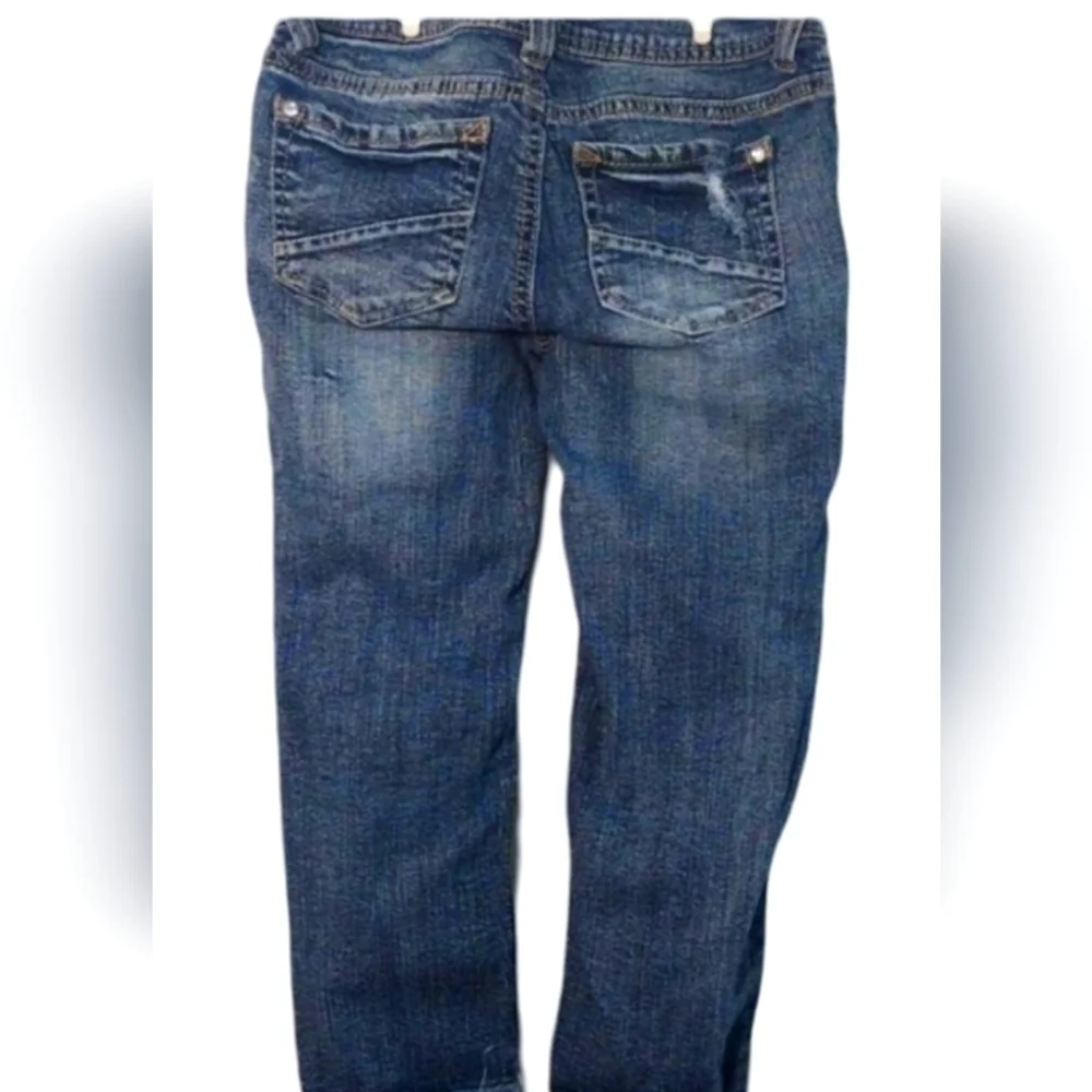 🔥 No boundaries skinny jeans juniors jeans size 5 🔥5$ if you get Bunddle 🔥